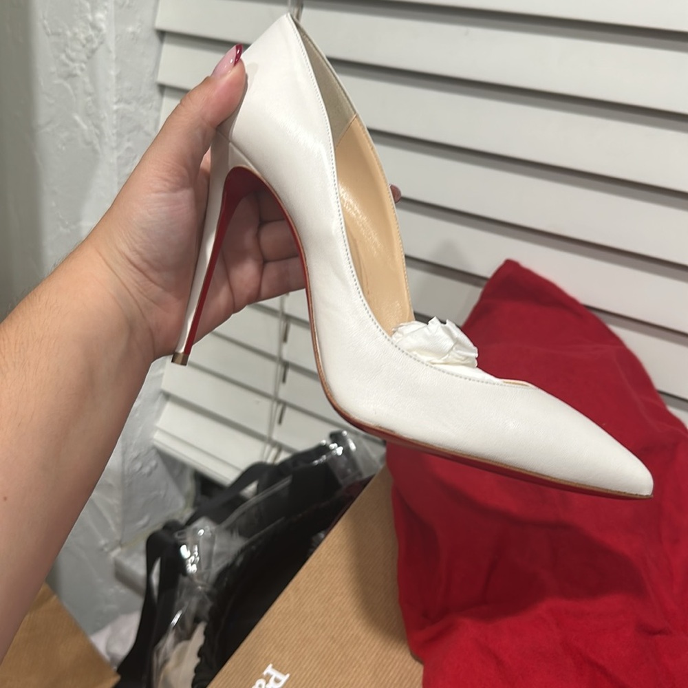 Christian Louboutin White Pigalle Follies 100 Nappa Shiny 39.5